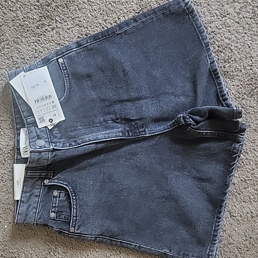NWT Women's Zara The 90's Bermuda size 0